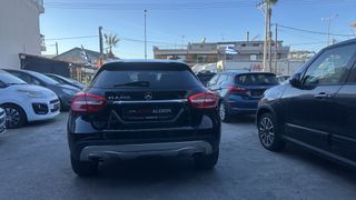 Mercedes-Benz 2016-thumb-6