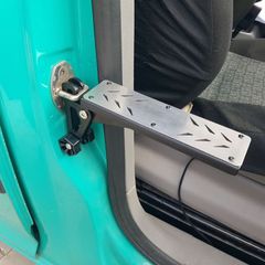 Σκαλοπάτι πόρτας αυτοκινήτου βοηθητικό για πρόσβαση στην οροφή και την μπαγκαζιέρα γκρι - 1τμχ.-thumb-7