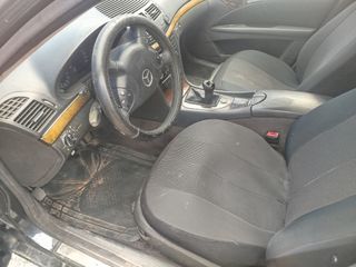 Mercedes-Benz E 200 2006-thumb-6