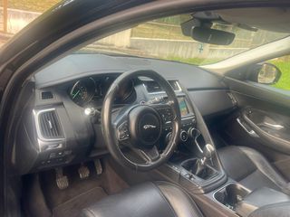 Jaguar E-Pace 2019-thumb-17