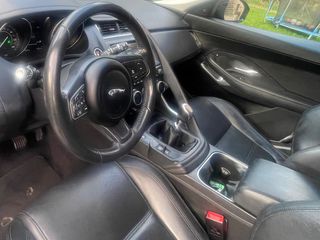 Jaguar E-Pace 2019-thumb-20