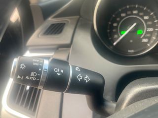 Jaguar E-Pace 2019-thumb-25