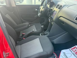 Volkswagen Polo 2012-thumb-15