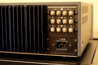 Sony STR-7055A Stereo Receiver-thumb-2