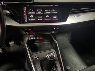 Audi A3 2022 Sedan-thumb-6