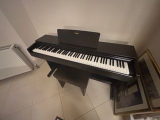 ηλεκτρικό πιάνο-thumb-2