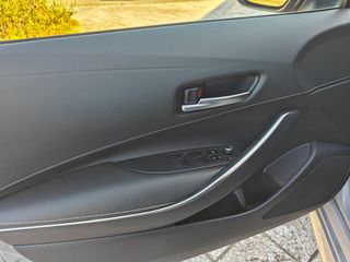 Toyota Corolla 2022 1.8 HYBRID ACTIVE PLUS-thumb-12