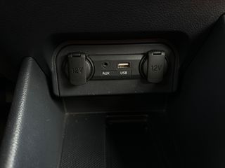 Kia Rio 2016 CRDi Platinum Edition-thumb-24
