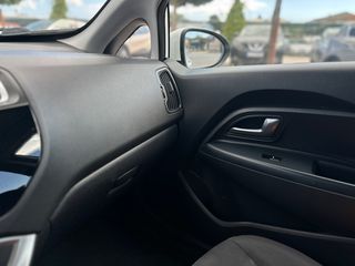 Kia Rio 2016 CRDi Platinum Edition-thumb-27