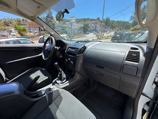 Isuzu D-Max 2015 LS 2.5 TWIN TURBO-thumb-8