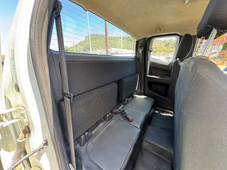 Isuzu D-Max 2015 LS 2.5 TWIN TURBO-thumb-9