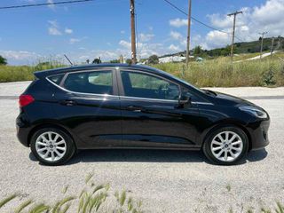 Ford Fiesta 2017-thumb-5