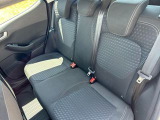 Ford Fiesta 2017-thumb-19