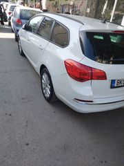 Opel Astra 2015-thumb-5
