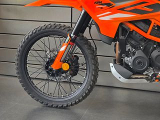 KTM 390 ENDURO R 2025 QUICKSHIFTER Eλάχιστα χλμ-thumb-10