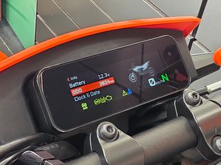 KTM 390 ENDURO R 2025 QUICKSHIFTER Eλάχιστα χλμ-thumb-3