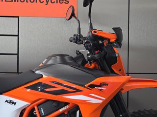 KTM 390 ENDURO R 2025 QUICKSHIFTER Eλάχιστα χλμ-thumb-27