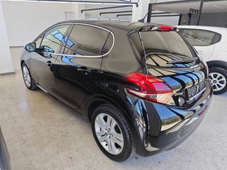 Peugeot 208 2019 1.2 TURBO 110hp!-thumb-2