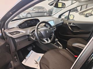 Peugeot 208 2019 1.2 TURBO 110hp!-thumb-4