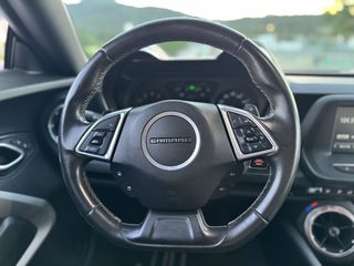 Chevrolet Camaro 2018-thumb-25