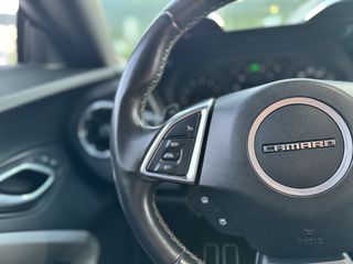 Chevrolet Camaro 2018-thumb-26