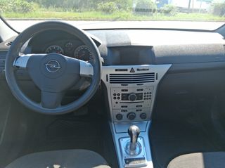 Opel Astra 2010 1.6 Αυτόματο Sedan-thumb-11