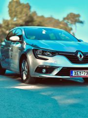 Renault Megane 2019-thumb-3