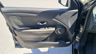 Renault Megane 2011 1500 DCI DIESEL-thumb-7