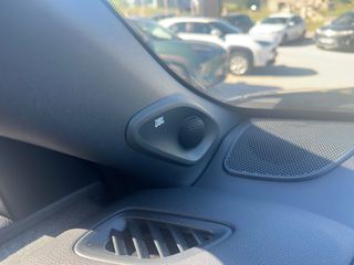 Toyota Yaris Cross 2021 ADVENTURE-thumb-19