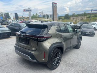 Toyota Yaris Cross 2021 ADVENTURE-thumb-4