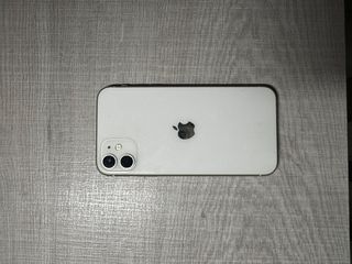 iPhone 11 64 GB