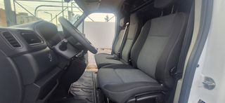 Renault Master 2020 L2H2 135 PS-thumb-16