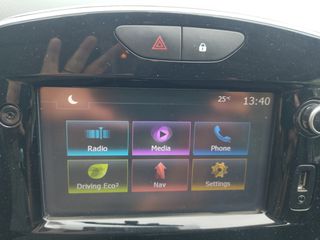 Renault Clio 2017 LIMITED EDITION-thumb-17