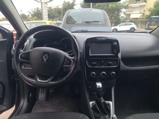 Renault Clio 2017 LIMITED EDITION-thumb-6