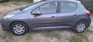 Peugeot 207 2011 207-thumb-2