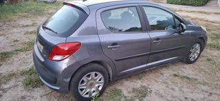 Peugeot 207 2011 207-thumb-3
