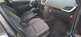 Peugeot 207 2011 207-thumb-4