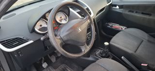 Peugeot 207 2011 207-thumb-6