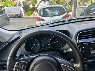 Jaguar F-Pace 2016 2.0 ΧΡΥΣΑΦΙ ΔΕΡΜΑ!-thumb-17