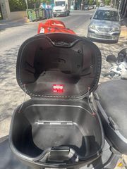 Βαλίτσα GIVI 37 Λίτρα-thumb-2