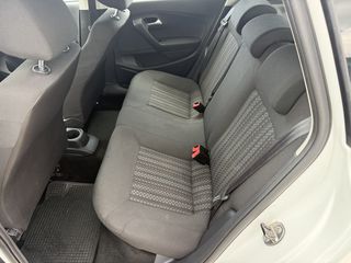 Volkswagen Polo 2017-thumb-9