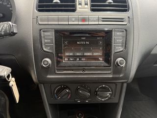Volkswagen Polo 2017-thumb-6
