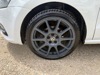 Volkswagen Polo 2017-thumb-14