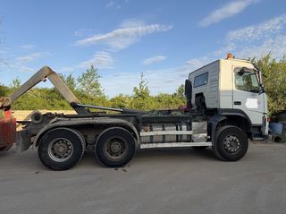 Ανατρεπόμενο Για Containers Με Βραχίονες Volvo 2010 FM 440 6x4 Γάντζος-thumb-2