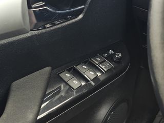 Toyota Hilux 2019 FULL EXTRA/AYTOMATO/INVINCIBLE-thumb-24
