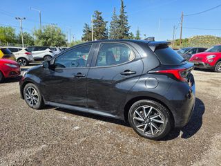 Toyota Yaris 2022 1.5 HYBRID ACTIVE PLUS-thumb-4