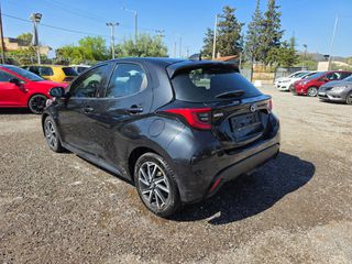 Toyota Yaris 2022 1.5 HYBRID ACTIVE PLUS-thumb-5