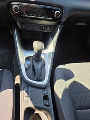 Toyota Yaris 2022 1.5 HYBRID ACTIVE PLUS-thumb-13