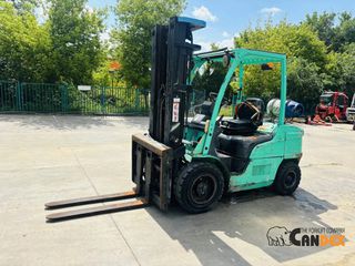 CAT 2010 GP30N-thumb-1