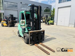 CAT 2010 GP30N-thumb-2